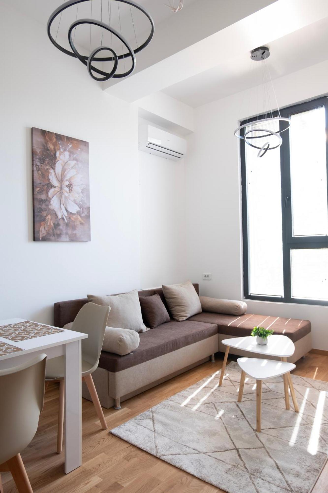 Home Art Apartments Скопье Экстерьер фото