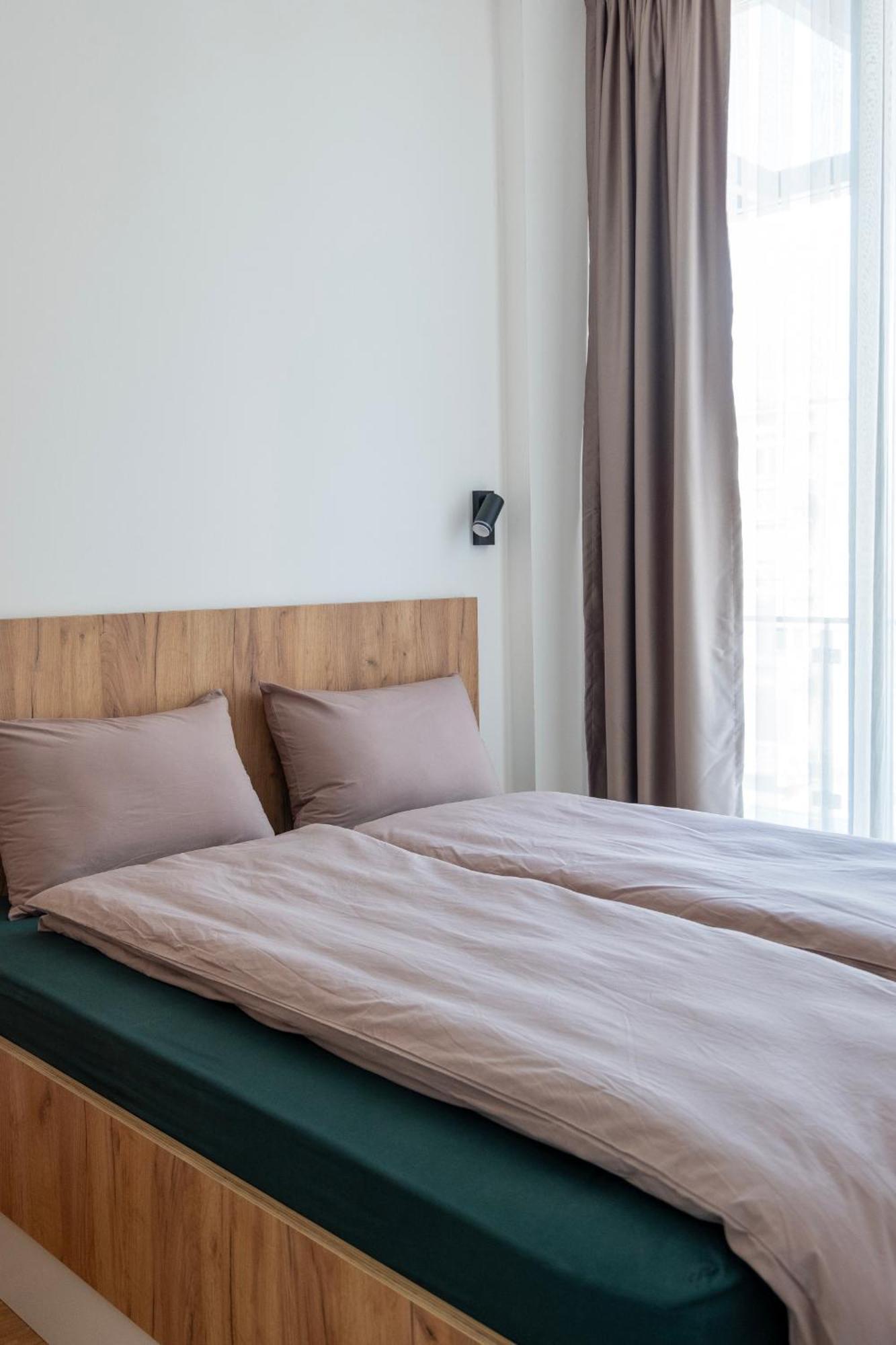 Home Art Apartments Скопье Экстерьер фото