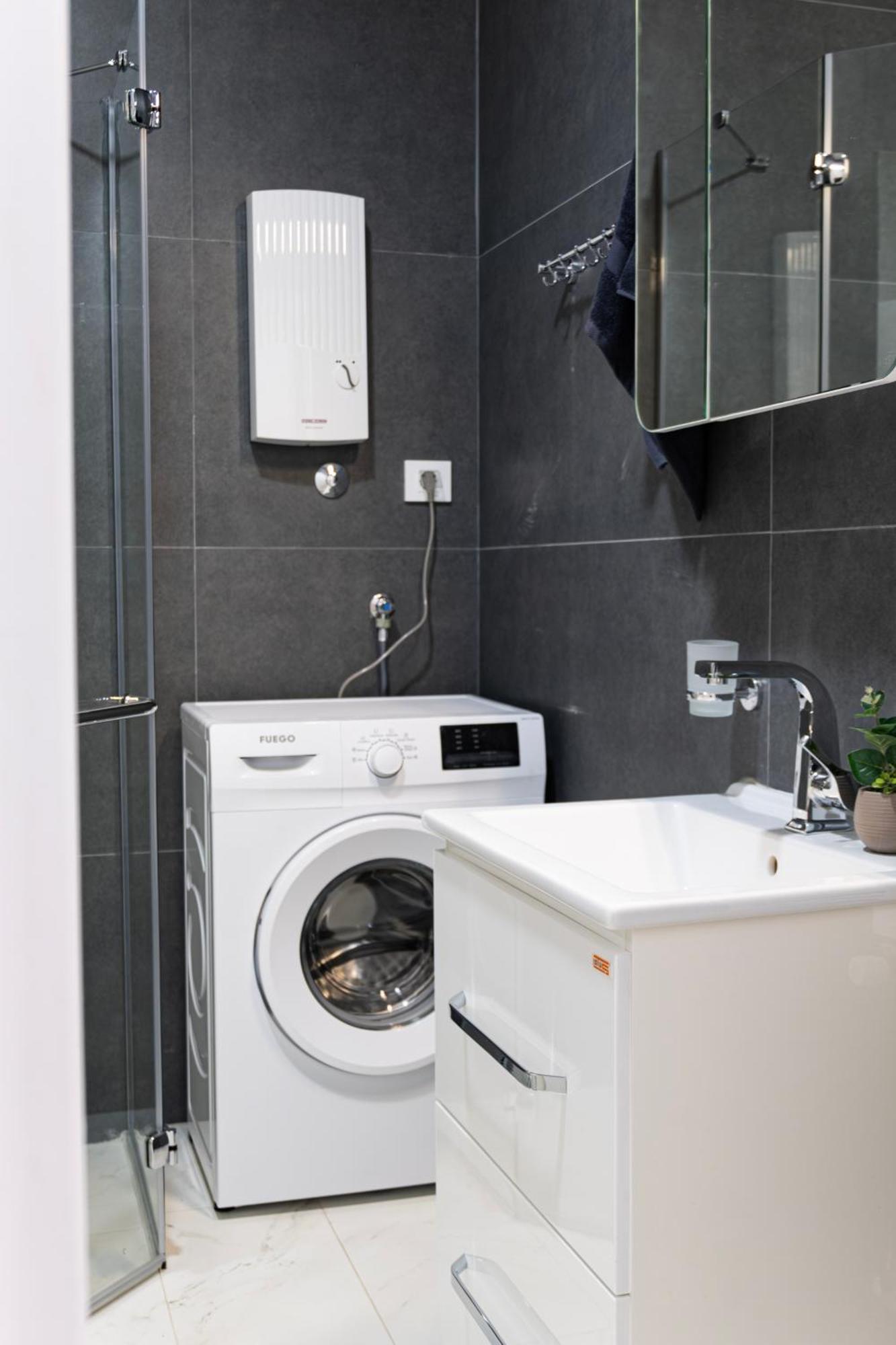 Home Art Apartments Скопье Экстерьер фото