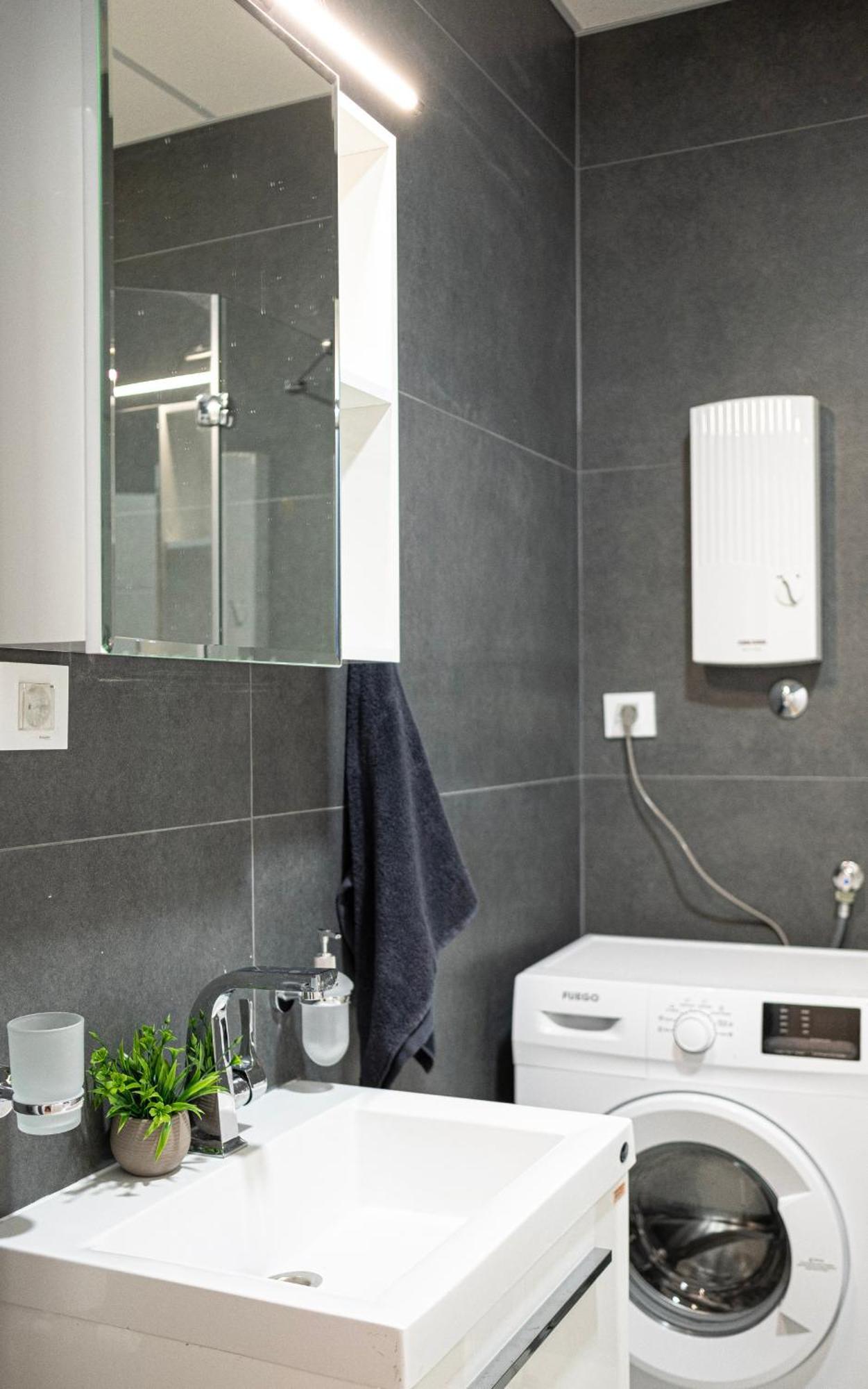 Home Art Apartments Скопье Экстерьер фото