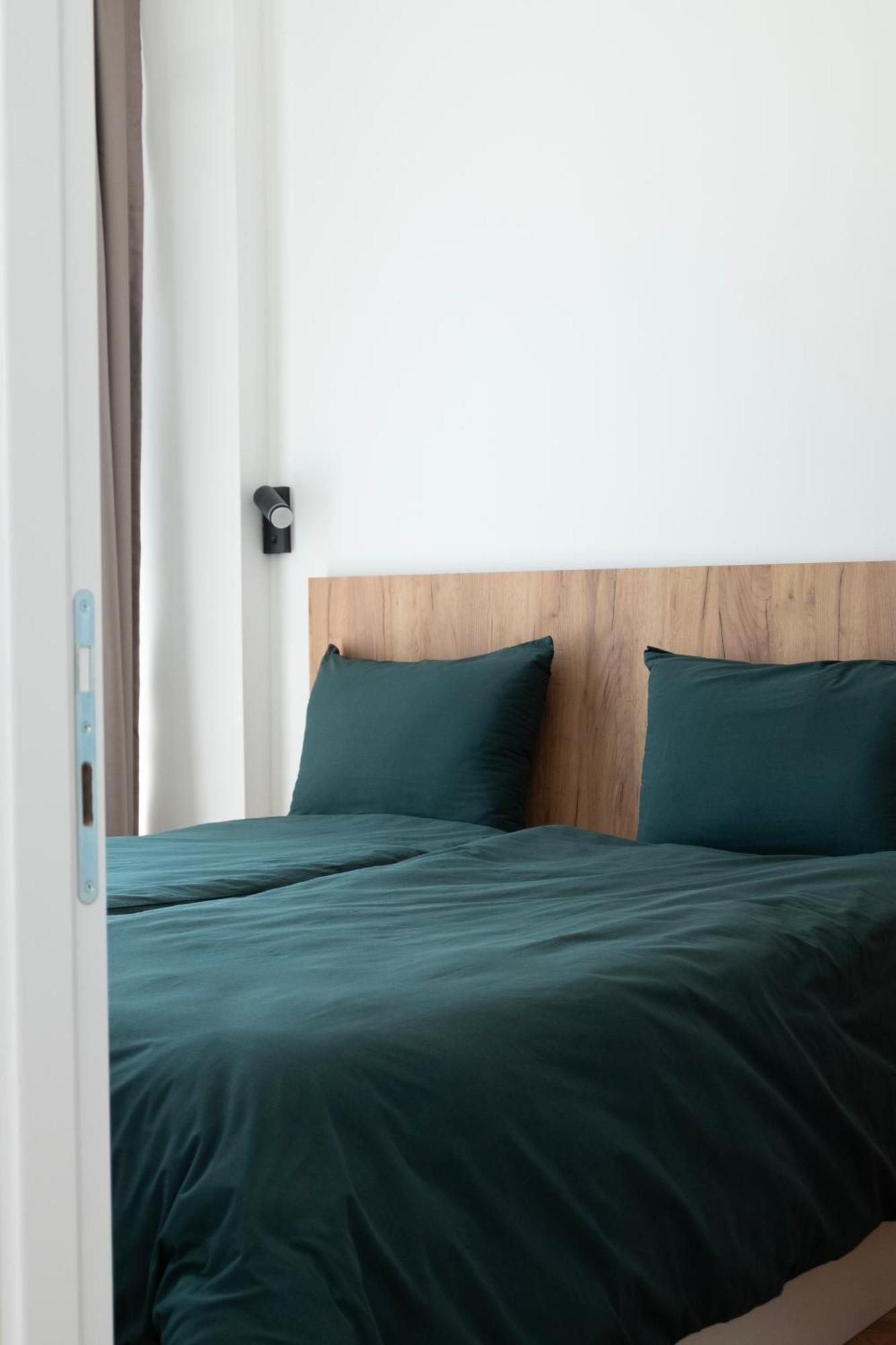 Home Art Apartments Скопье Экстерьер фото