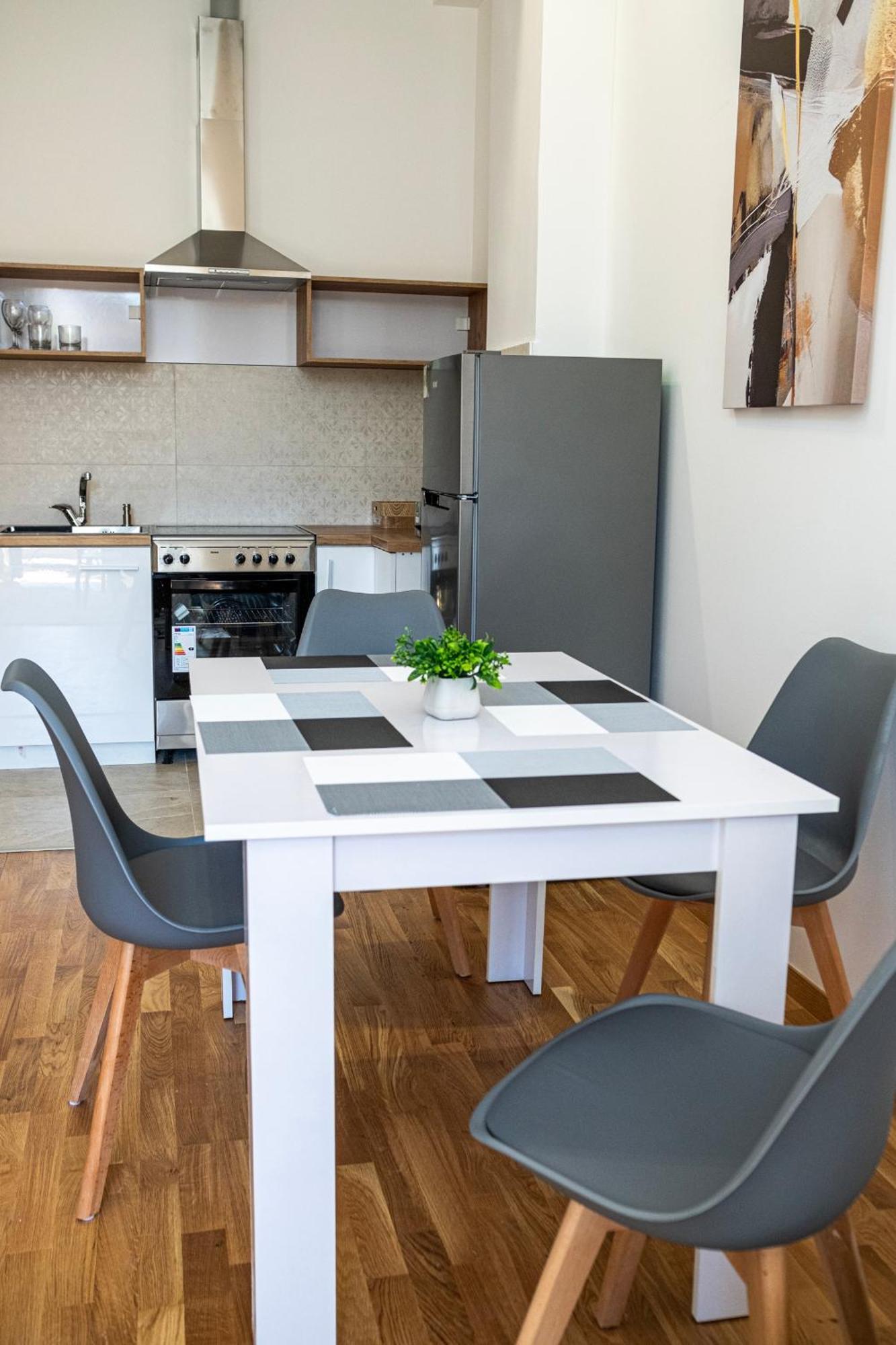 Home Art Apartments Скопье Экстерьер фото