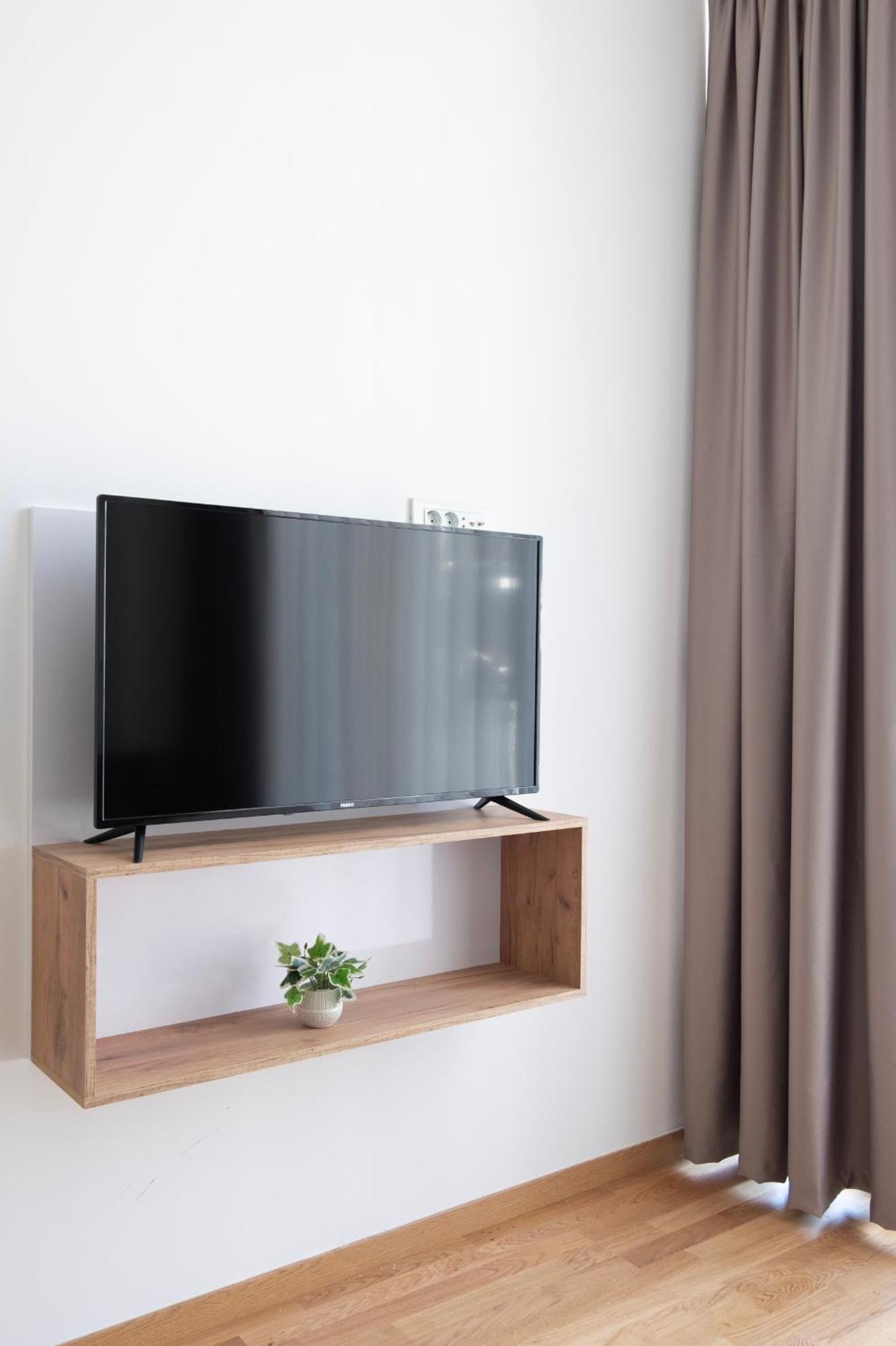 Home Art Apartments Скопье Экстерьер фото