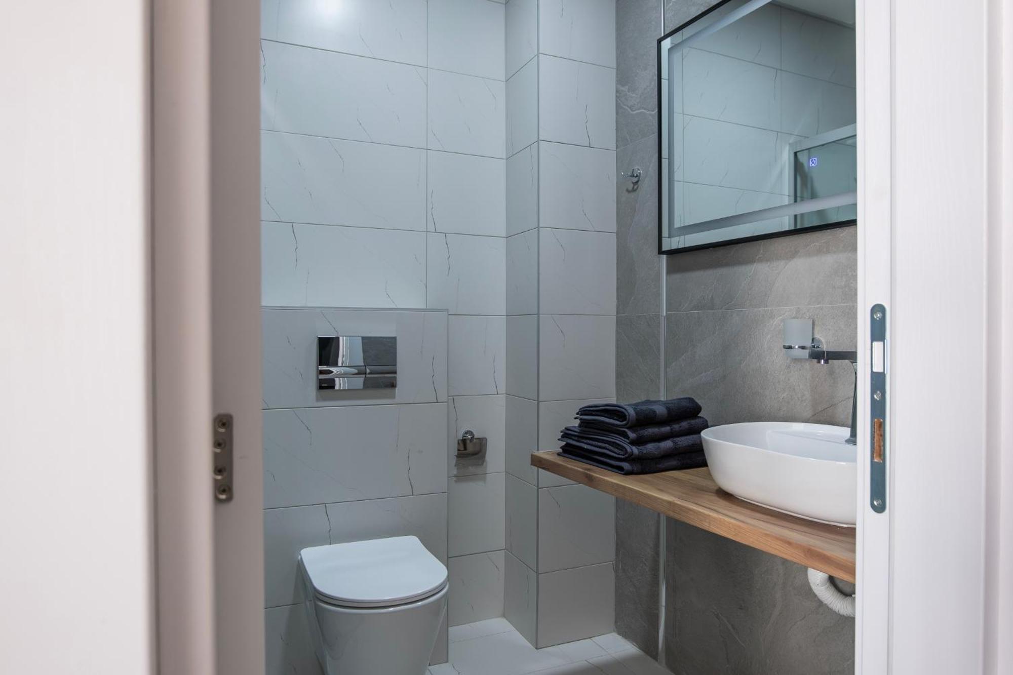 Home Art Apartments Скопье Экстерьер фото