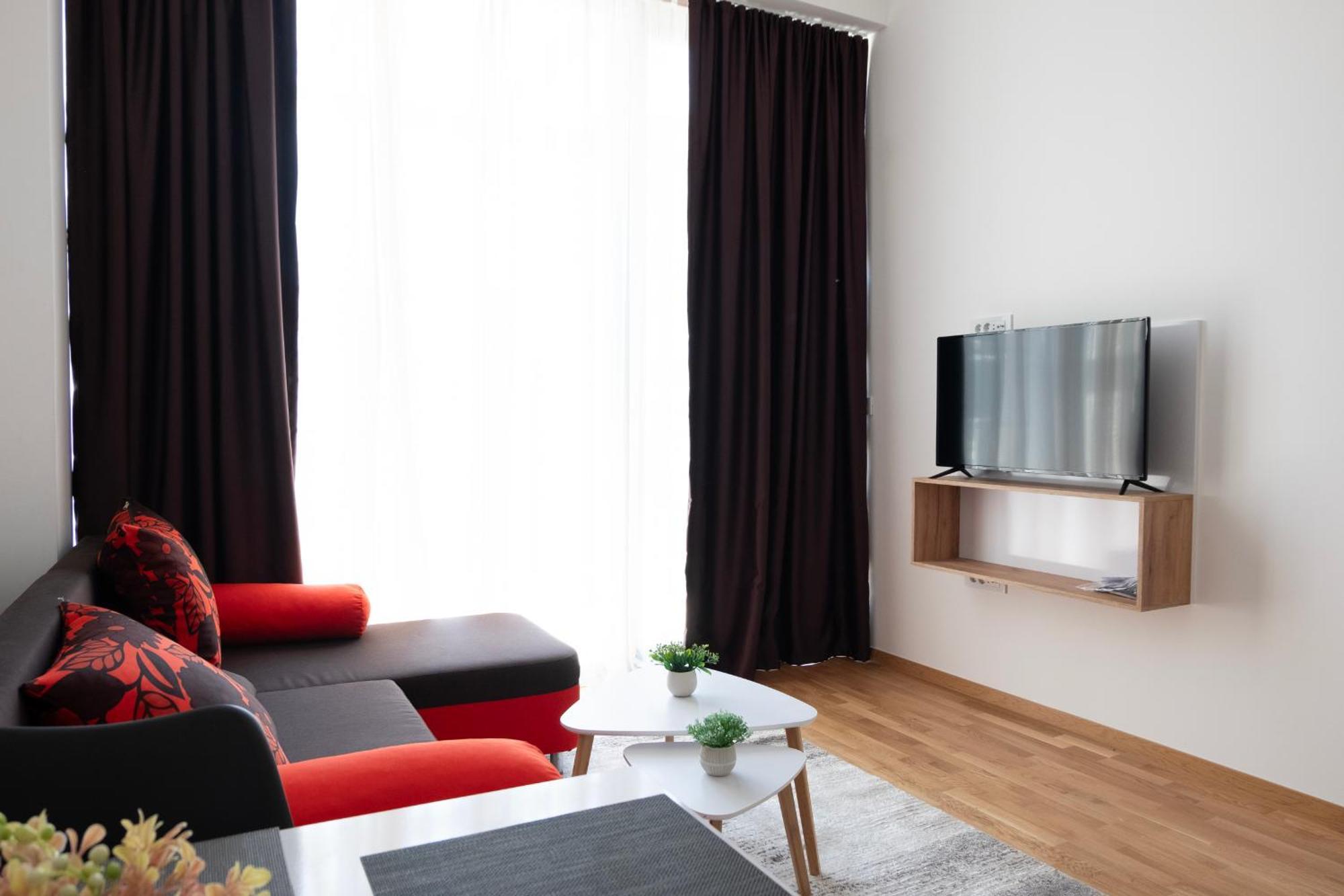 Home Art Apartments Скопье Экстерьер фото